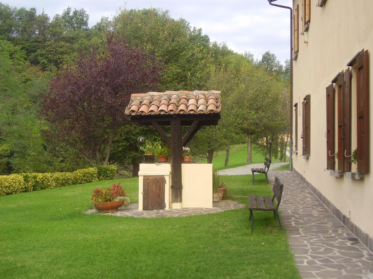 Pizzicalaluna Pianoro Exterior photo